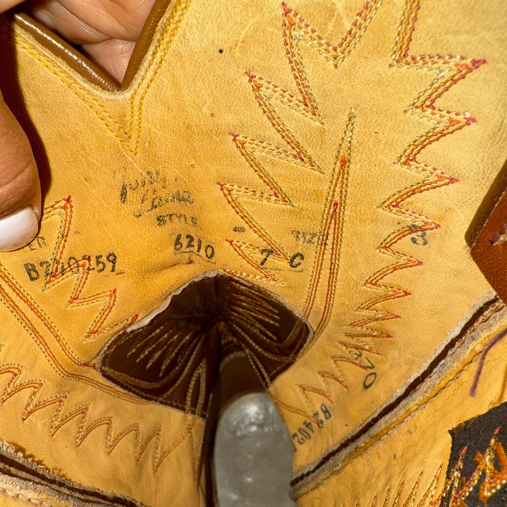 Vintage Tony Lama Tan and Brown Cowboy Boots - Picture 8 of 8